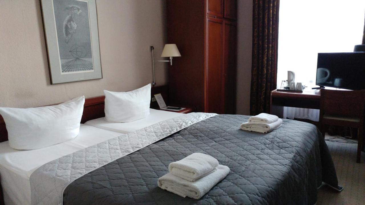 Hotel Pension Xantener Eck Berlin Exterior photo
